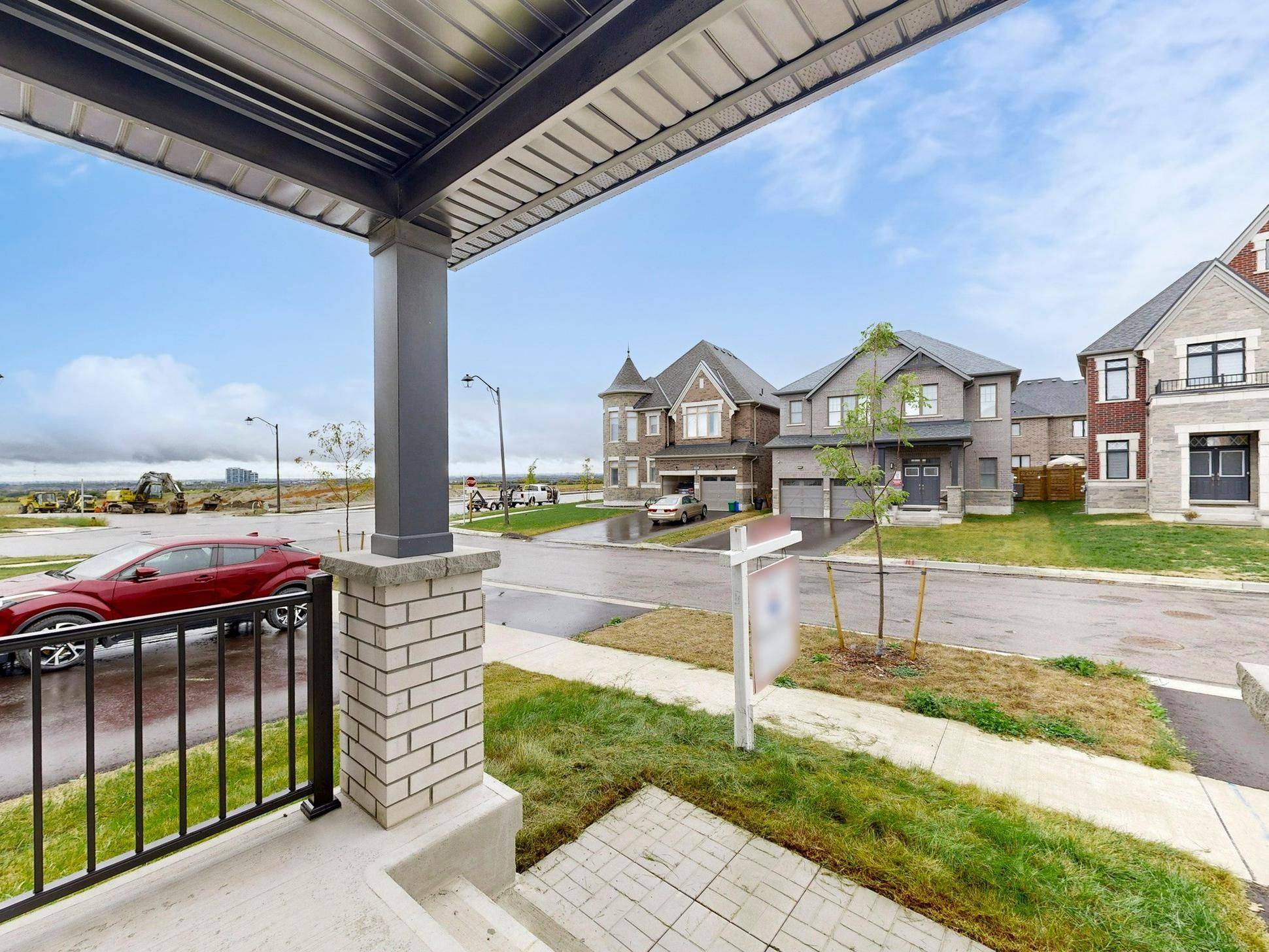 Oshawa, ON L1L 0V6,1039 Thompson DR