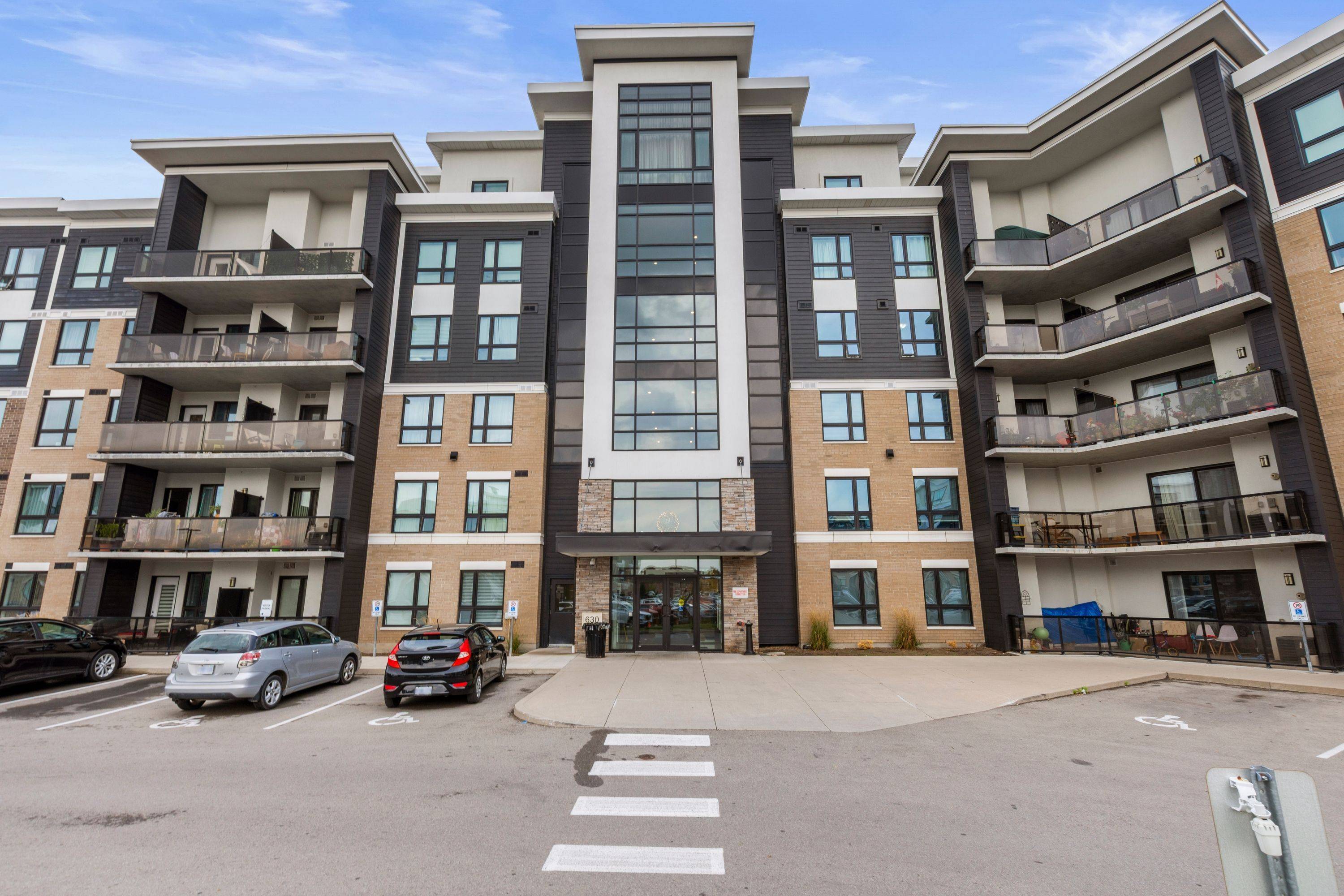 Milton, ON L9T 9A6,630 Sauve ST #511