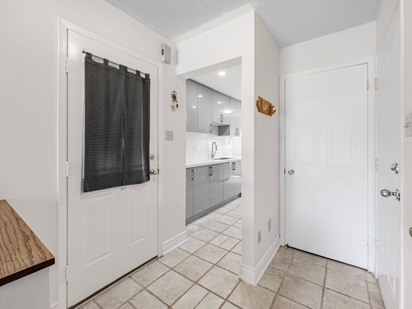 Oakville, ON L6J 7P2,1129 Beechnut RD