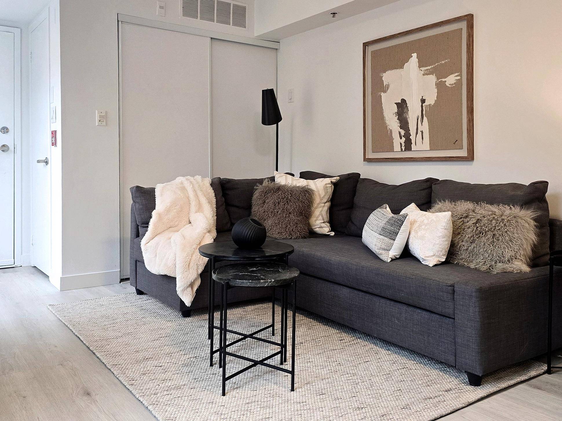 Toronto W01, ON M6K 1X2,16 Laidlaw ST #901B