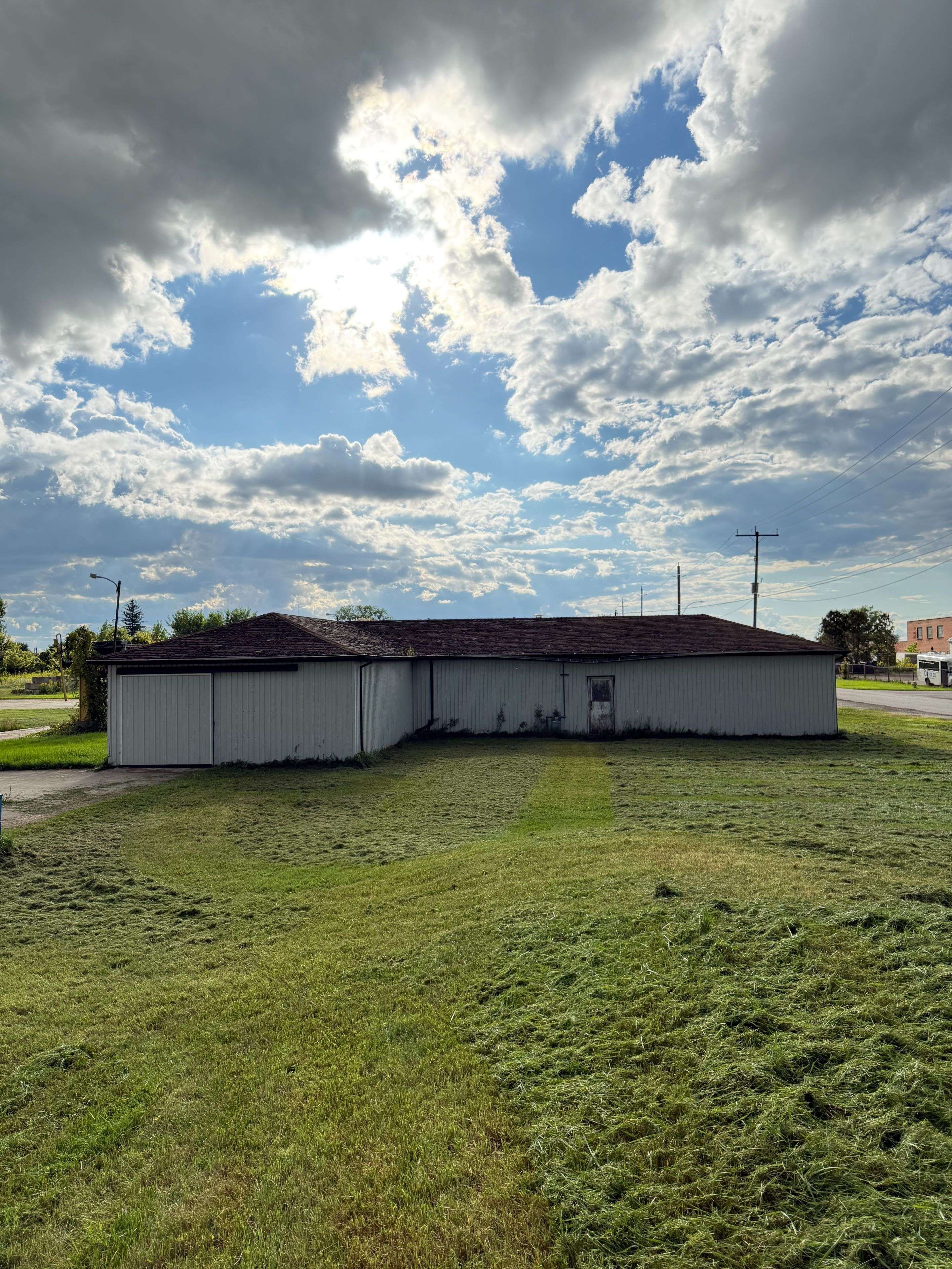 Chatham-kent, ON N8A 4Z9,200 Huron ST