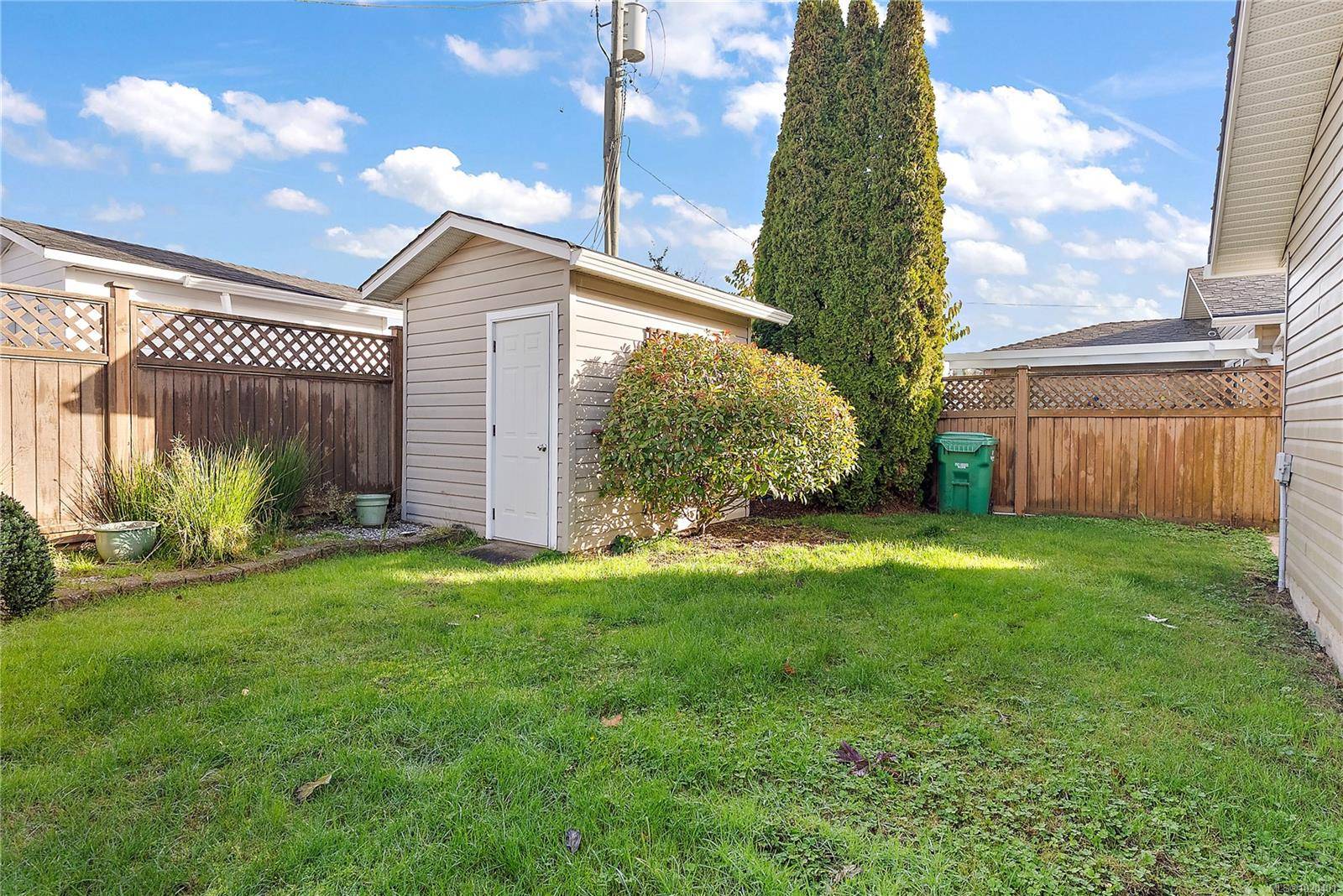 Central Saanich, BC V8M 2H4,7570 Tetayut Rd #68