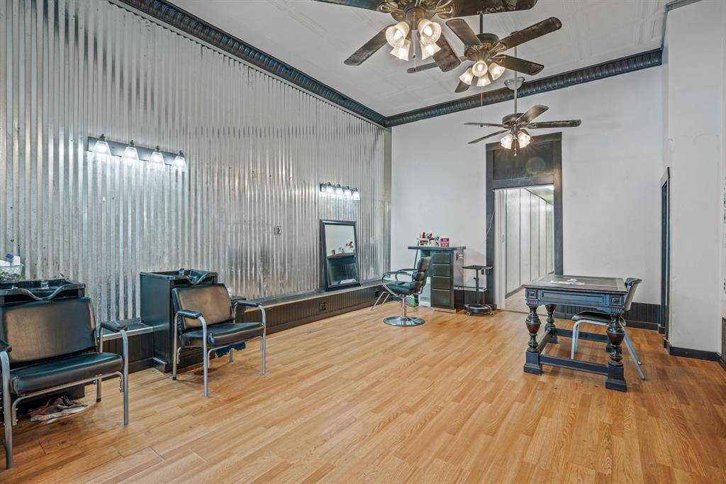 De Leon, TX 76444,140 S Texas Street