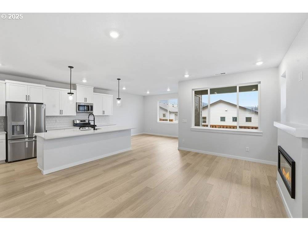 Gresham, OR 97080,3736 SW 38TH ST