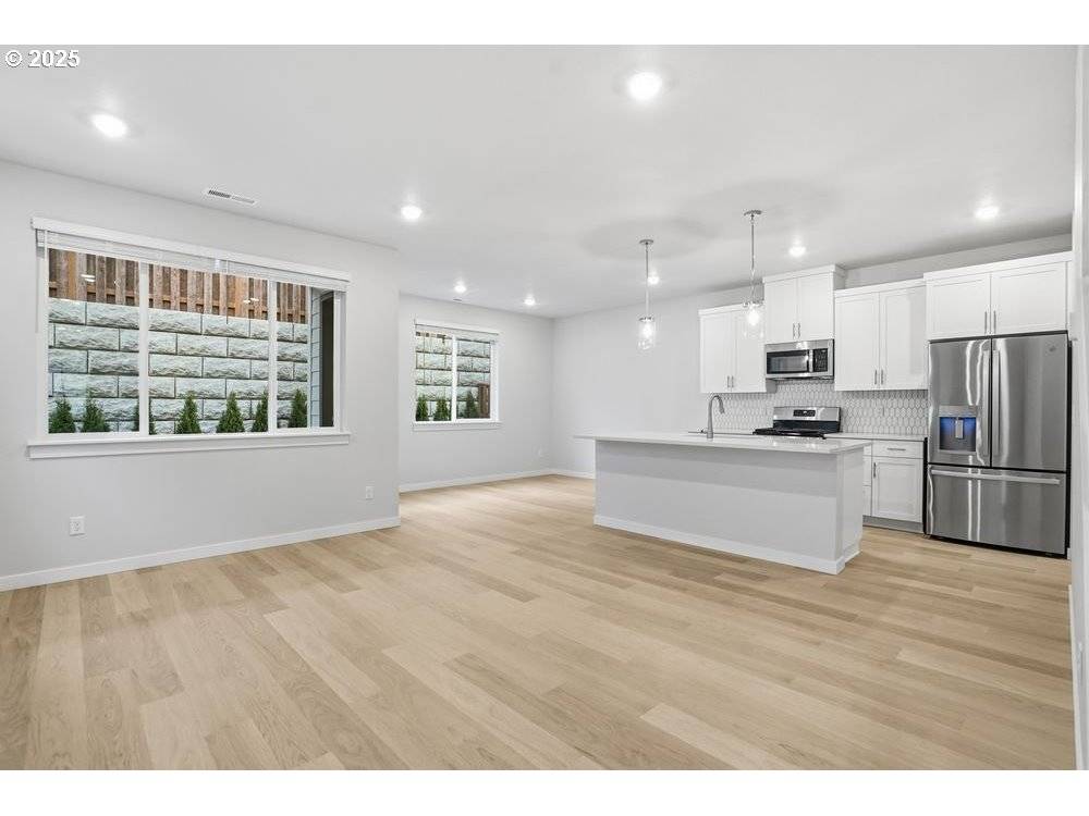 Gresham, OR 97080,3739 SW 40TH ST