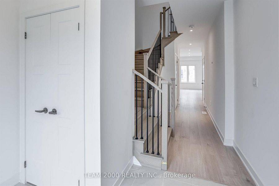 Barrie, ON L9J 0T9,26 Wheatfield RD