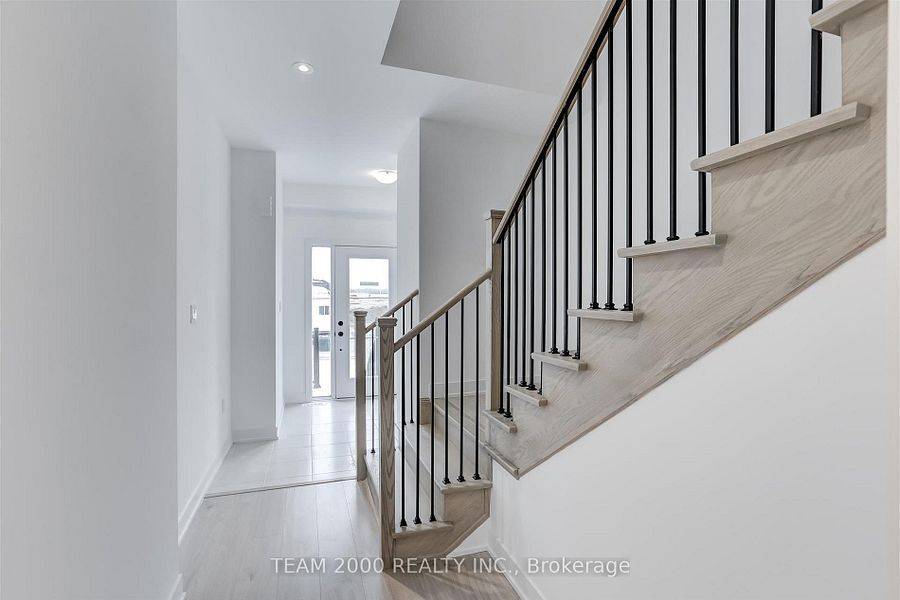 Barrie, ON L9J 0T9,26 Wheatfield RD