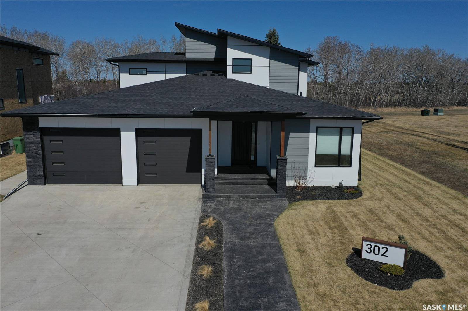 Nipawin, SK S0E 1E0,302 Coventry CRESCENT