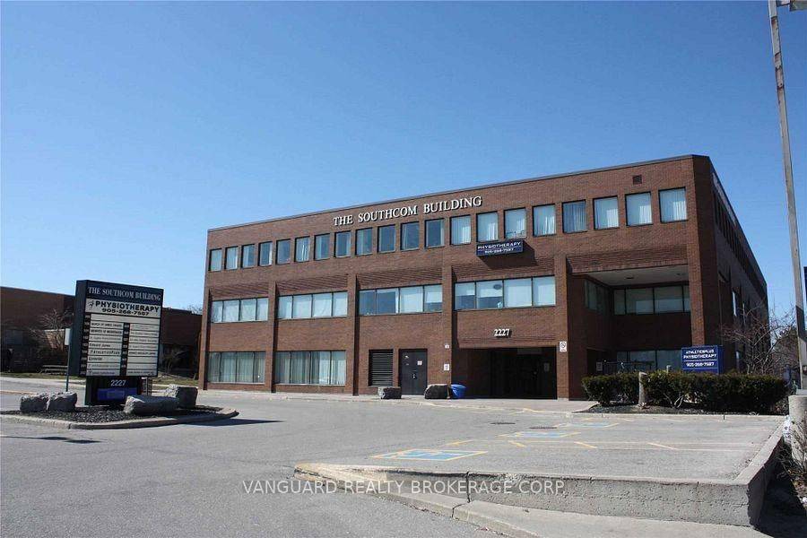 Mississauga, ON L5L 3R6,2227 South Mill WAY #302A