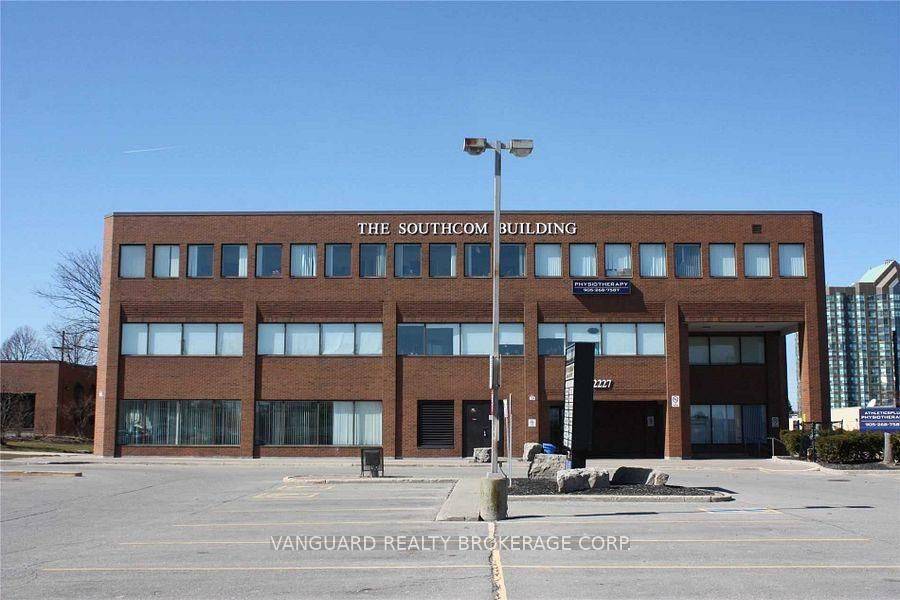 Mississauga, ON L5L 3R6,2227 South Mill WAY #302A