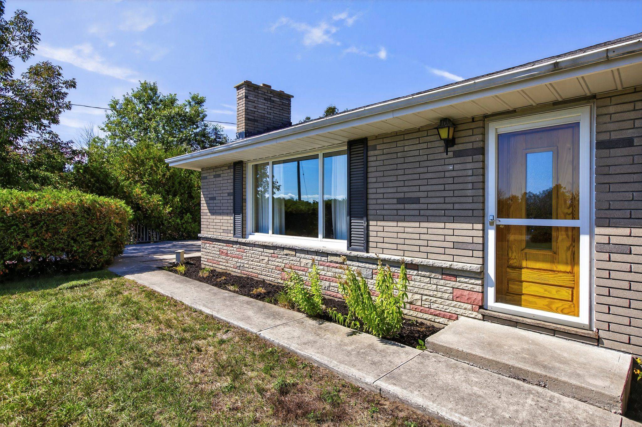 Douro-dummer, ON K9J 6Y2,374 County Road 4 N/A