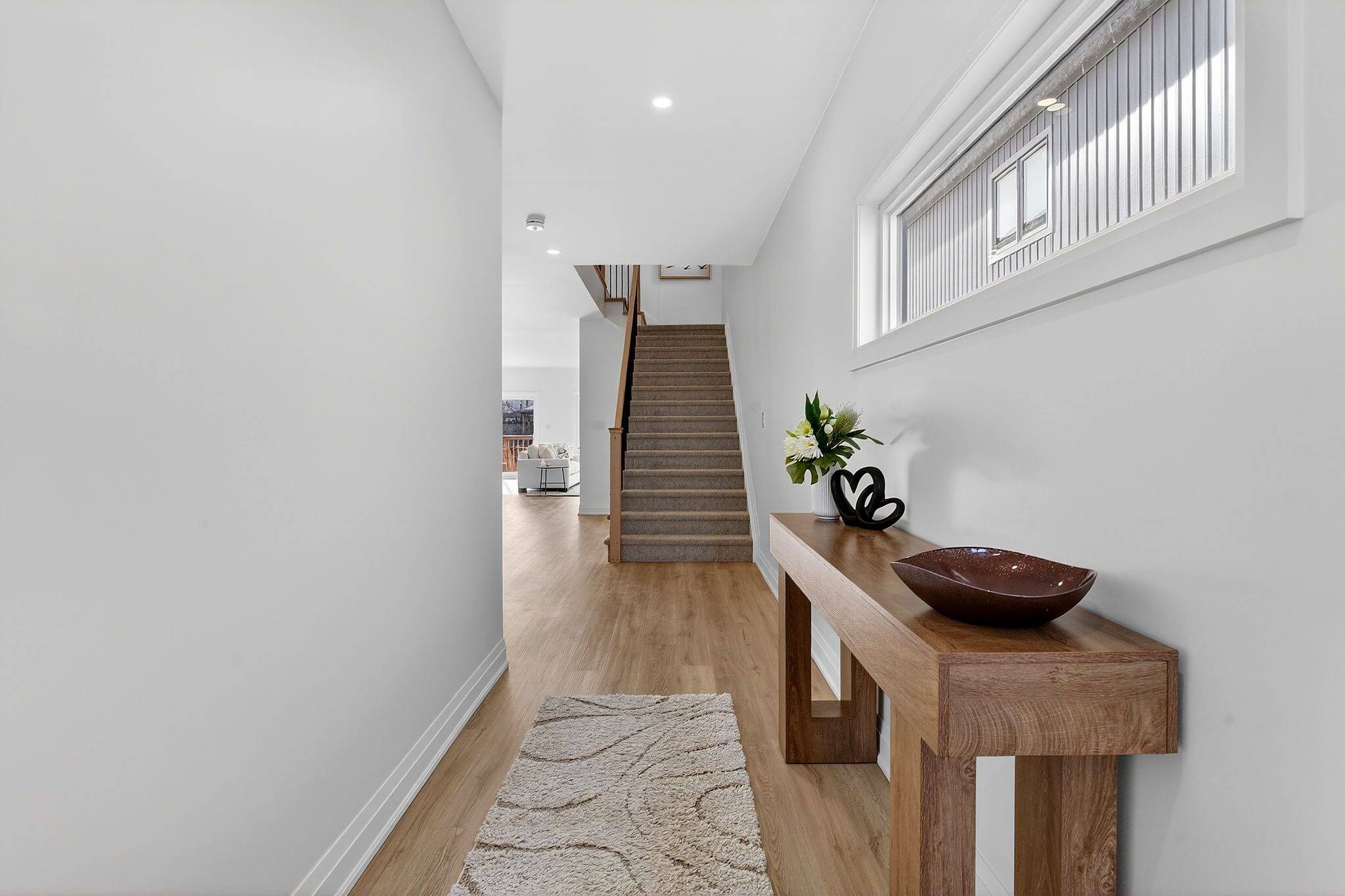 Niagara Falls, ON L2H 3W8,8868 Angie DR