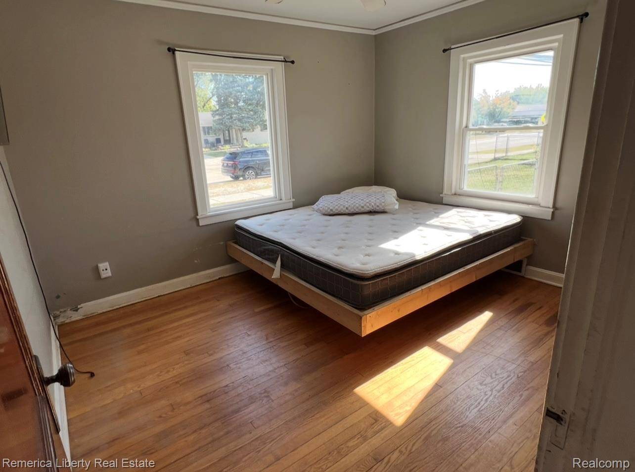 Garden City, MI 48135,1147 Harrison AVE