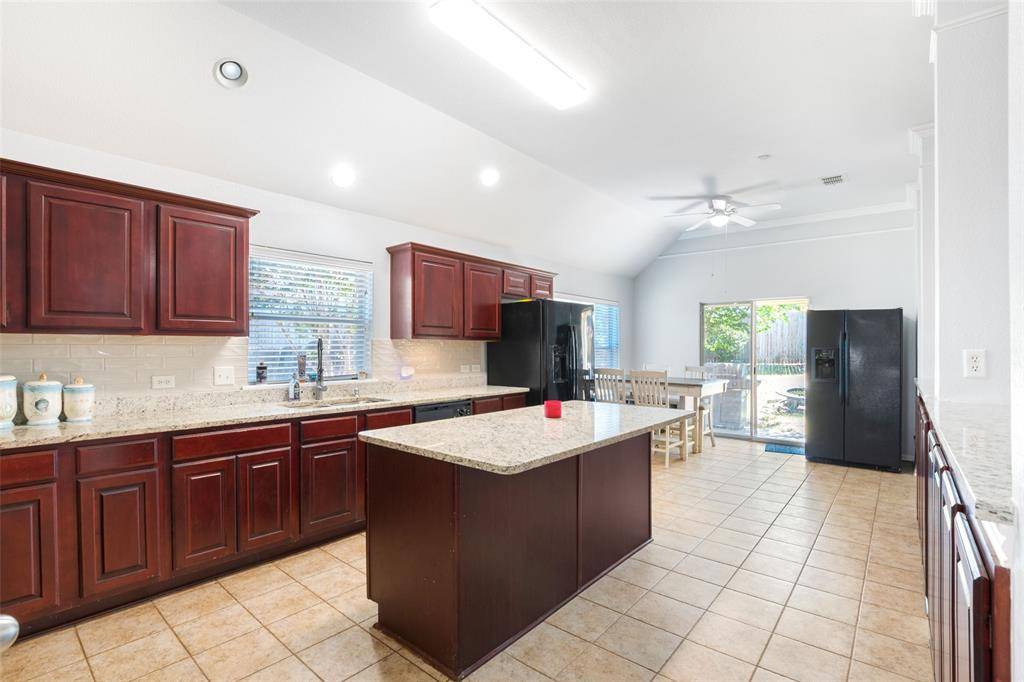 Anna, TX 75409,236 Birdbrook Drive