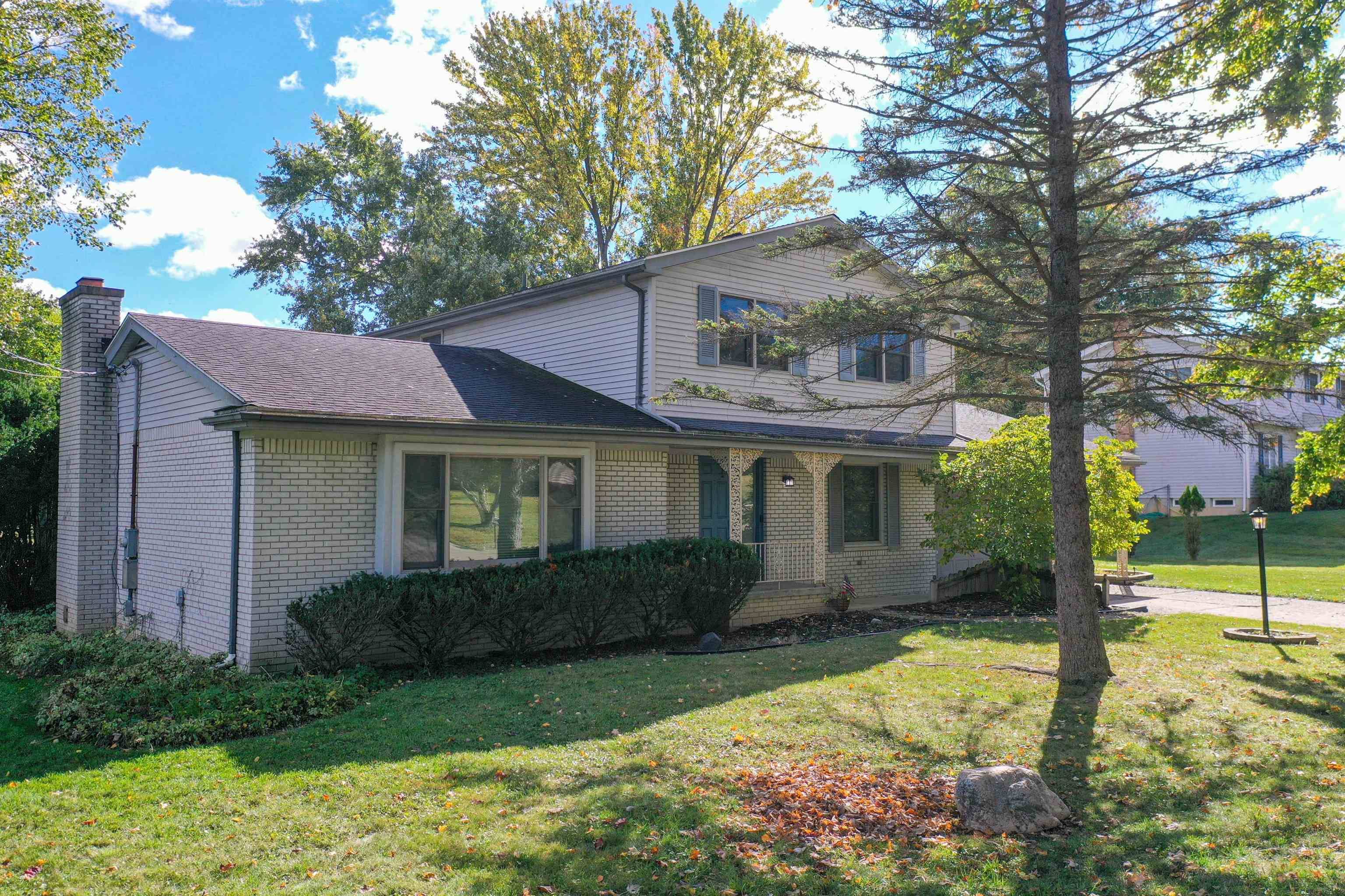 Grand Blanc, MI 48439,8247 Manchester DR