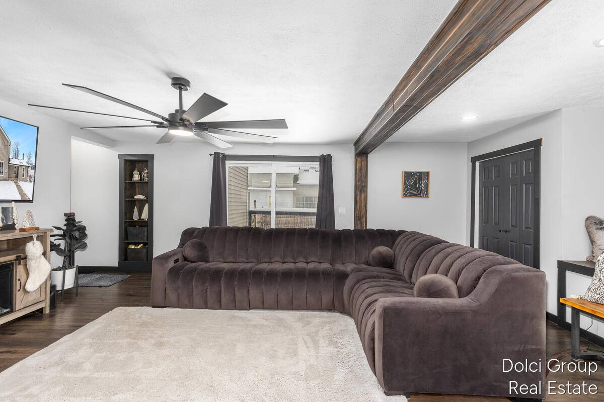 Saranac, MI 48881,73 Mill ST