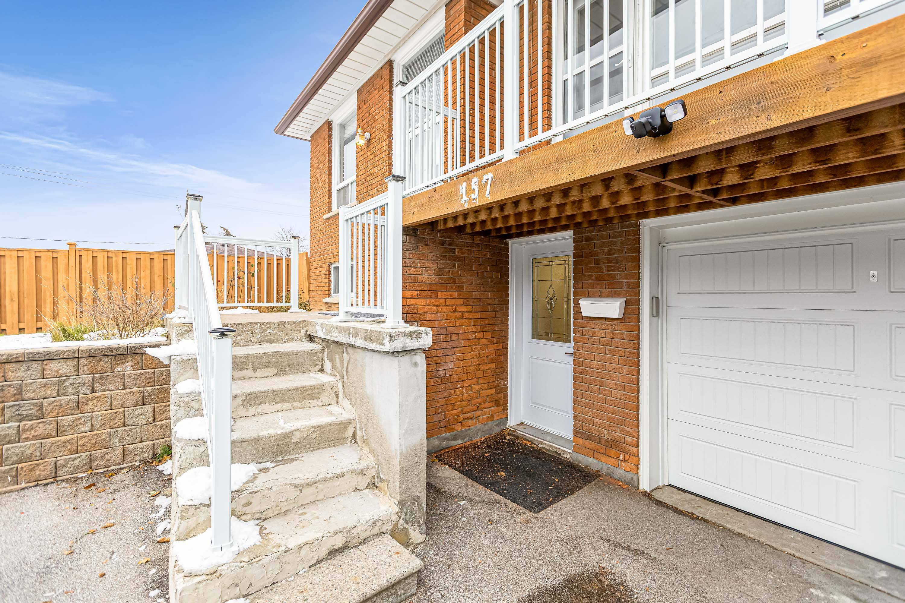 Toronto C15, ON M2J 3X3,157 Edmonton DR