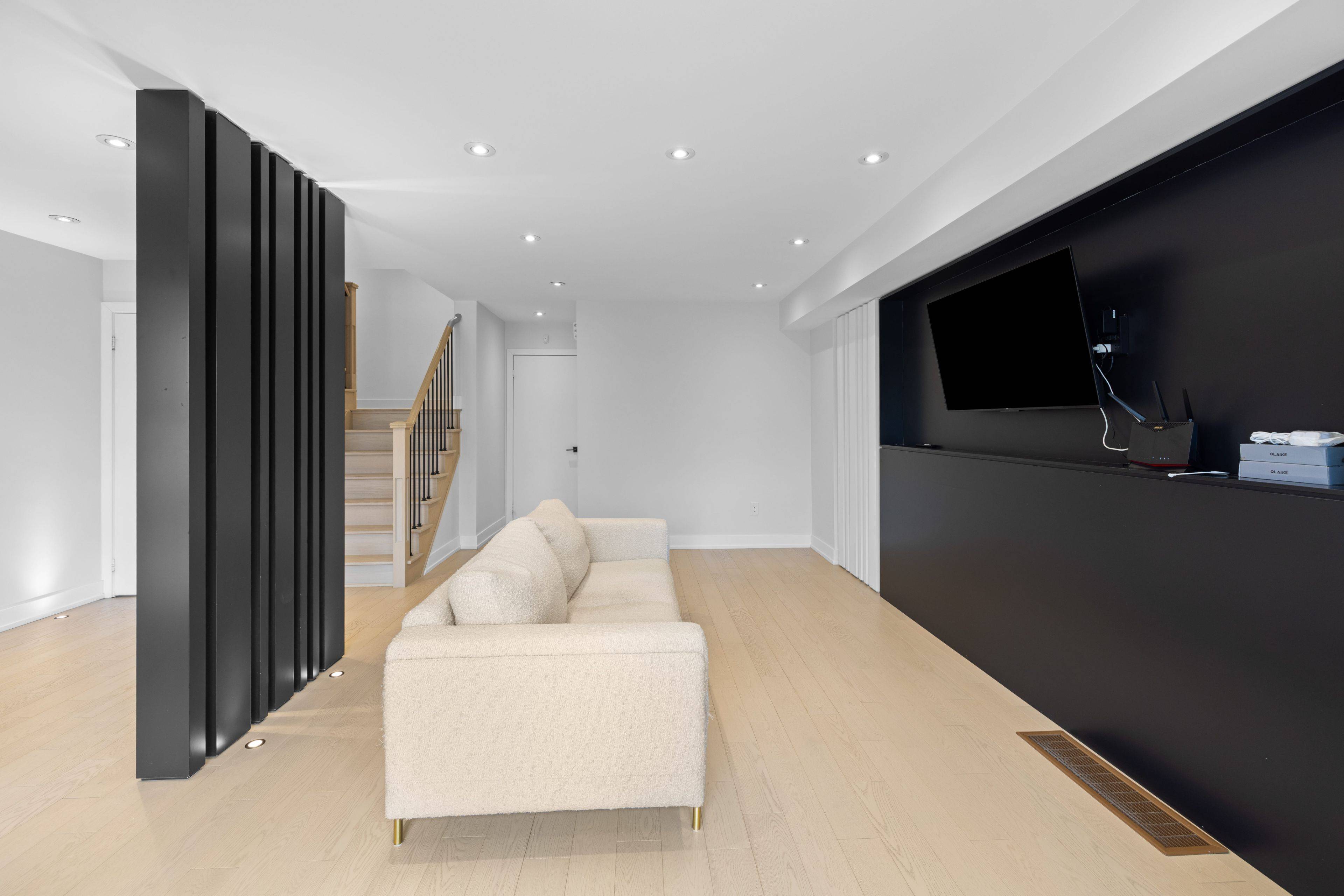 Pickering, ON L1W 0B7,1308 Gull XING