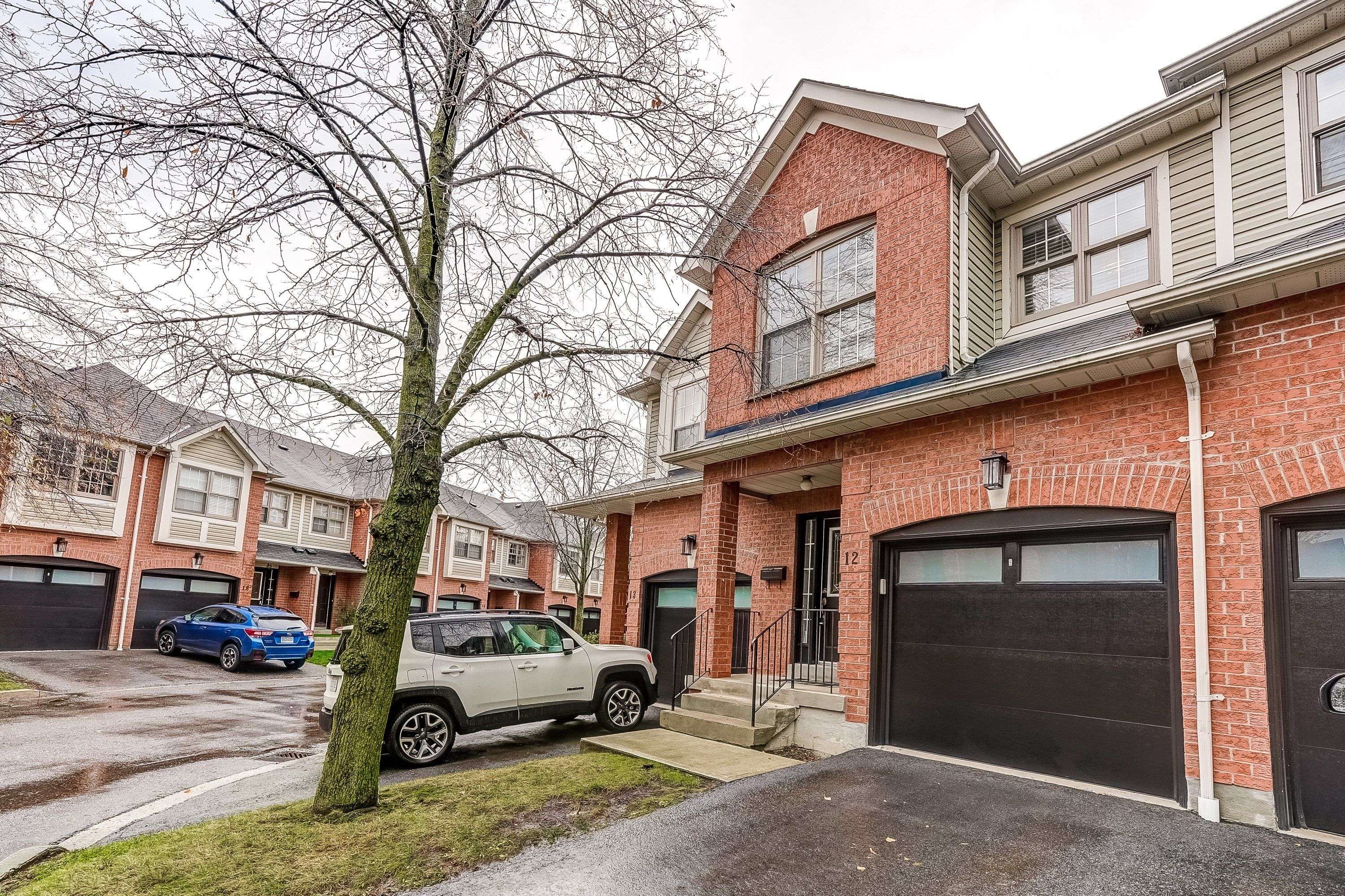 Mississauga, ON L5K 1V9,2385 Fifth Line W #12