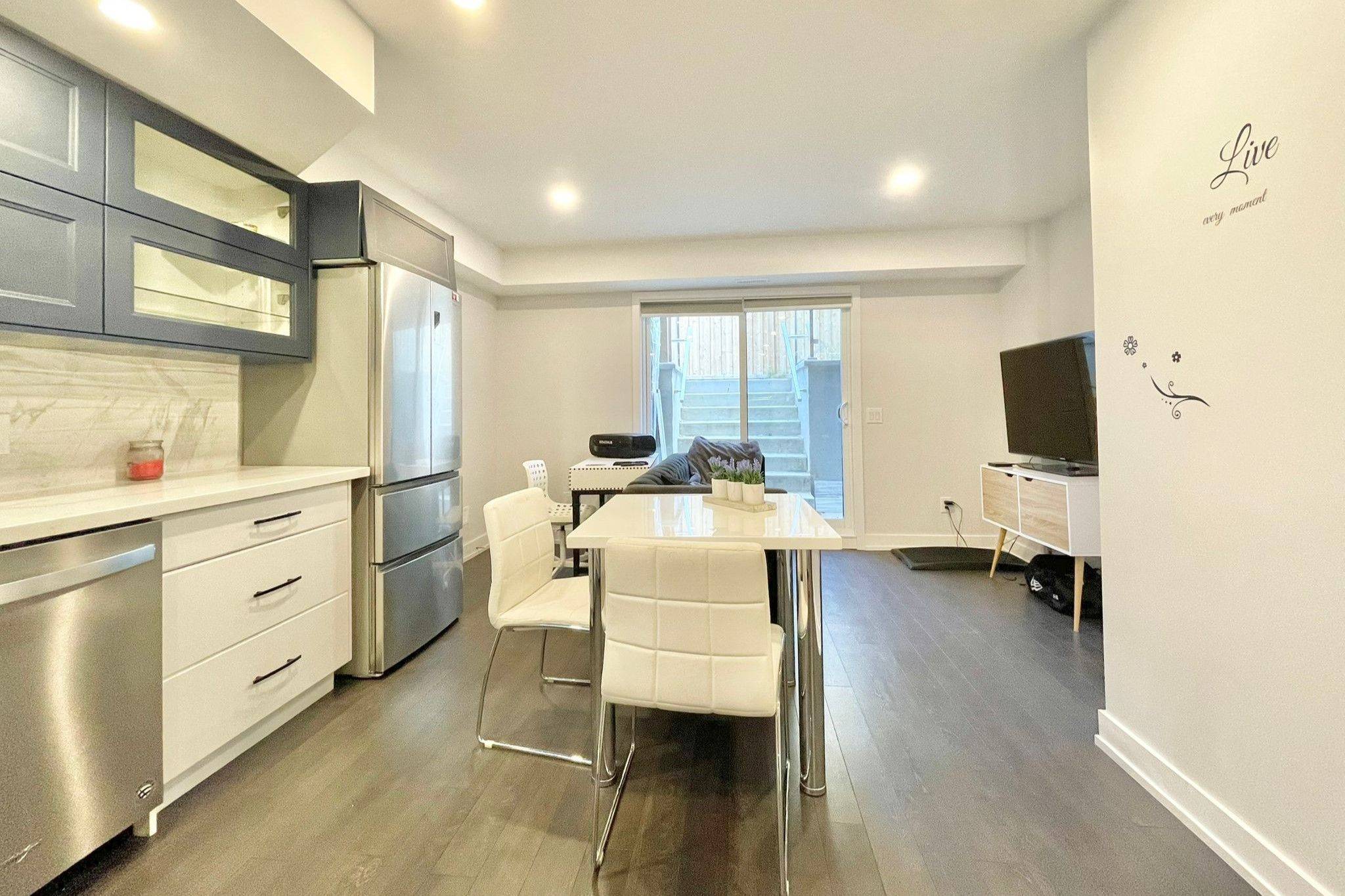 Toronto W03, ON M6E 2E3,27 Thornton AVE #Lower