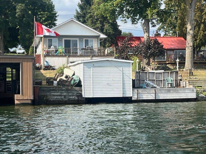 South Glengarry, ON K0C 2E0,6803 St. Louis Point RD S