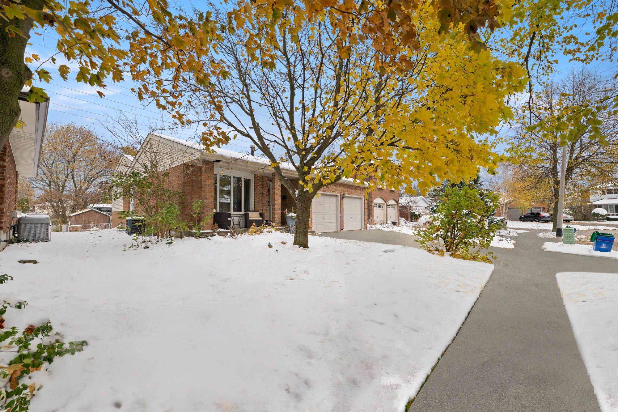 Kitchener, ON N2N 2A3,50 Old Forest CRES
