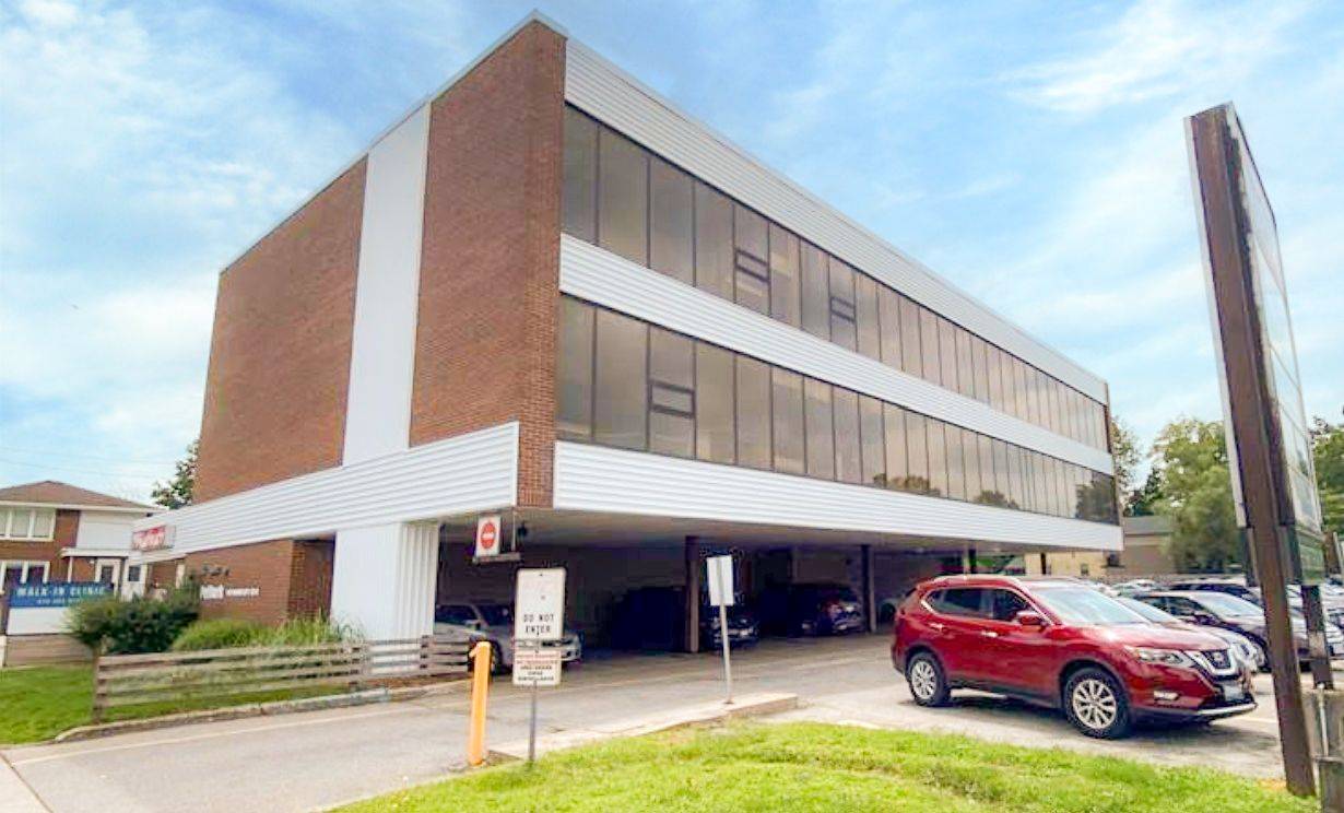 London North, ON N6H 4P2,240 Wharncliffe RD N #205