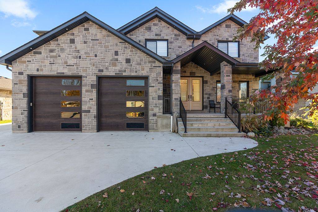 Saugeen Shores, ON N0H 2L0,72 VICTORIA ST S