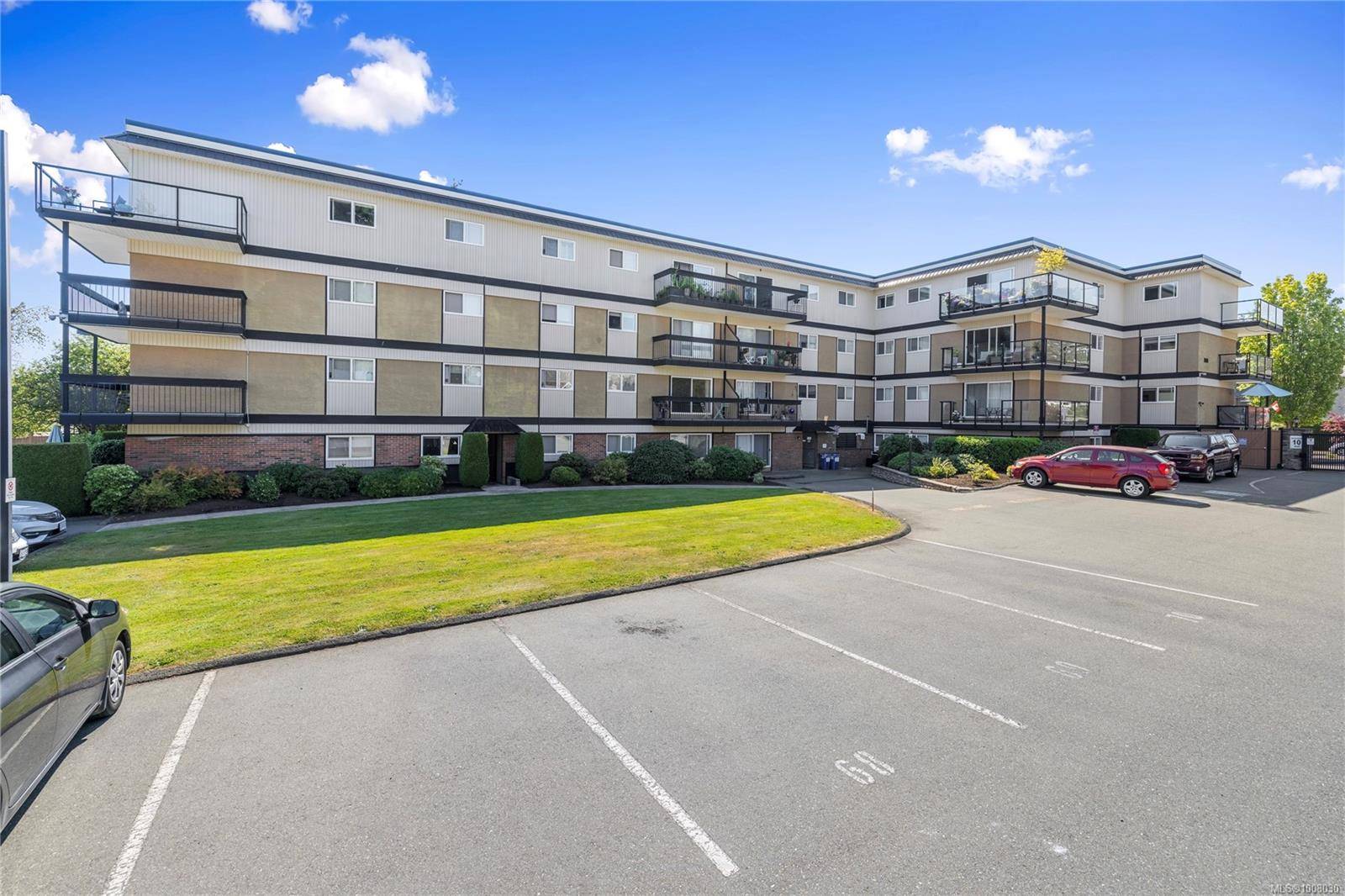 Parksville, BC V9P 1P5,255 Hirst Ave #209