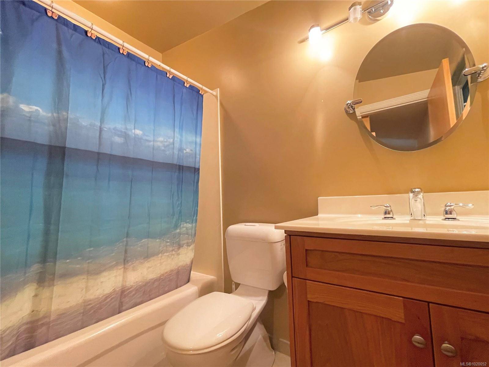 Saanich, BC V8Y 1L4,985 Gloria Pl