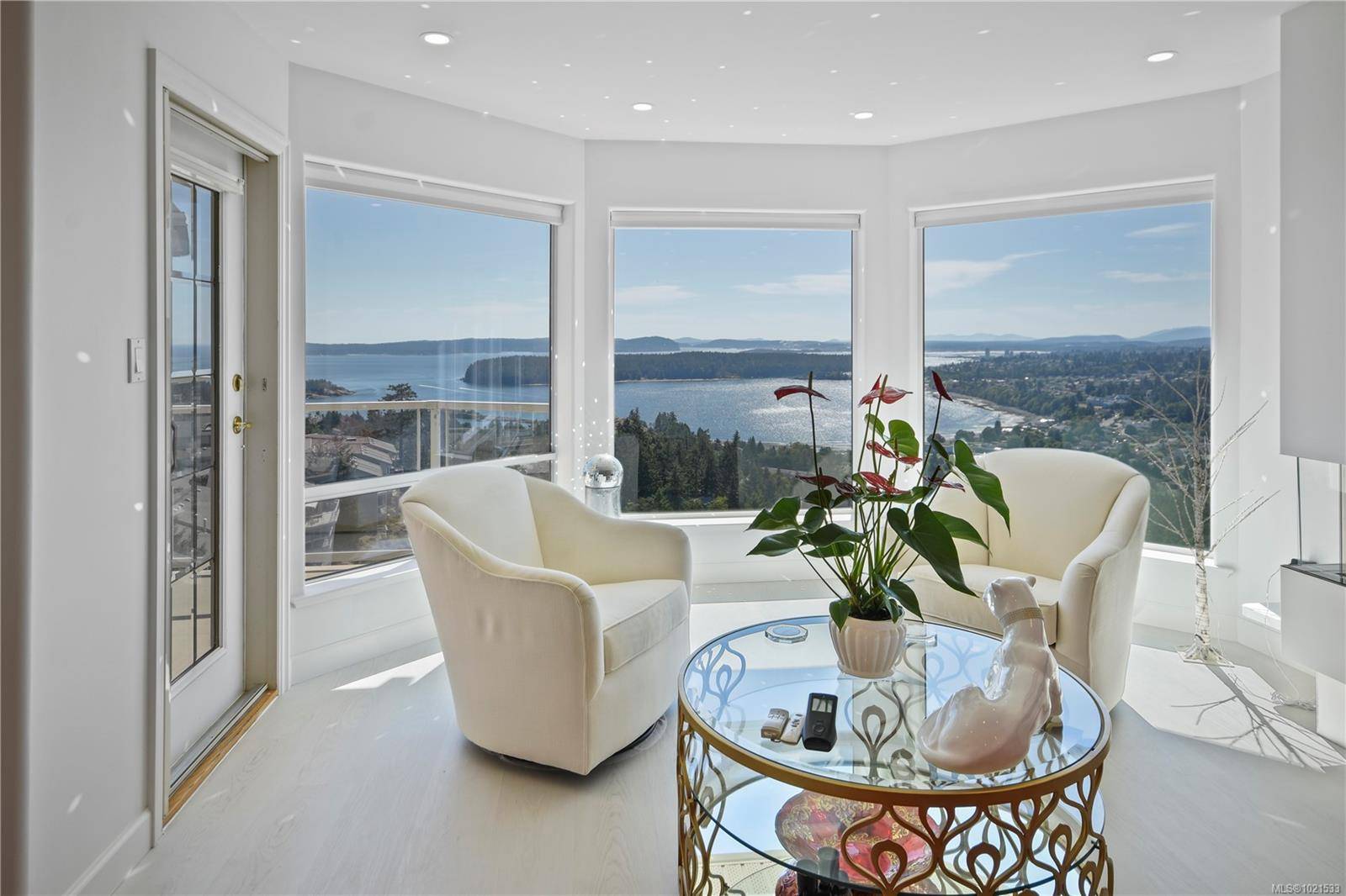 Nanaimo, BC V9T 5V2,3359 Edgewood Dr