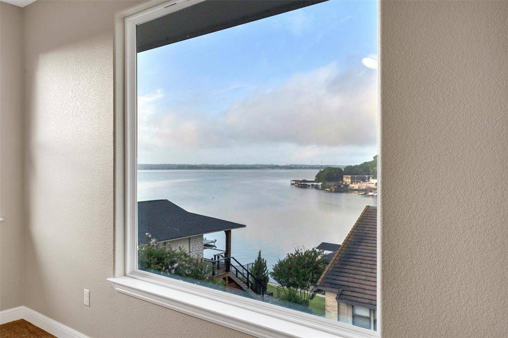 Granbury, TX 76049,5128 Country Club Drive