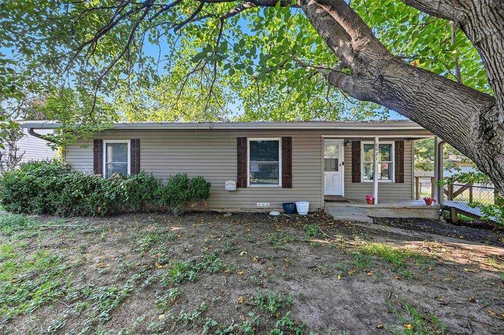 Lake Worth, TX 76135,6021 Yeary Street