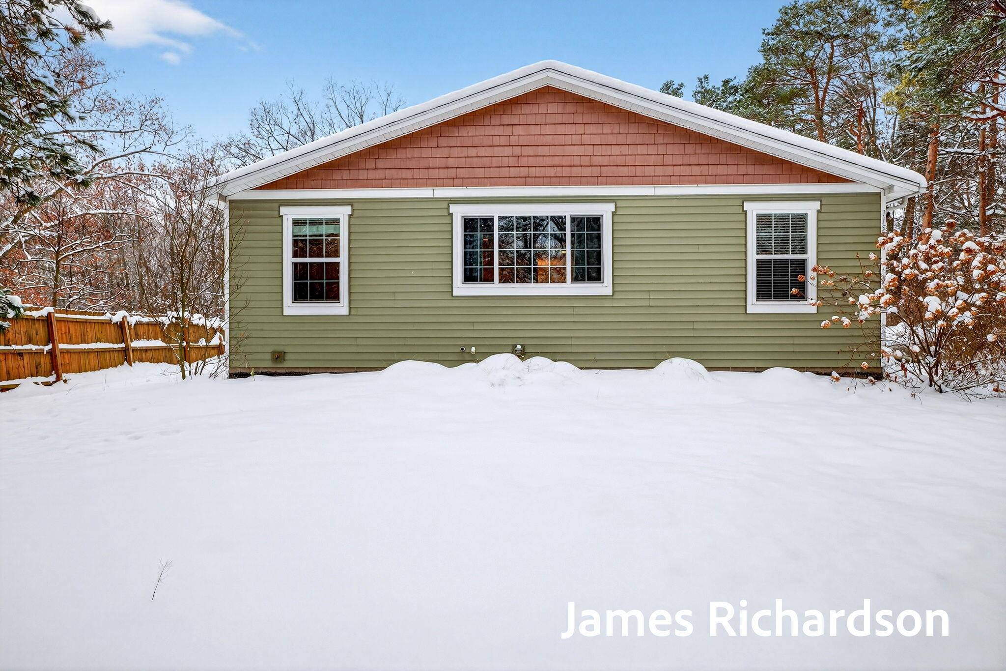 West Olive, MI 49460,11521 144th AVE