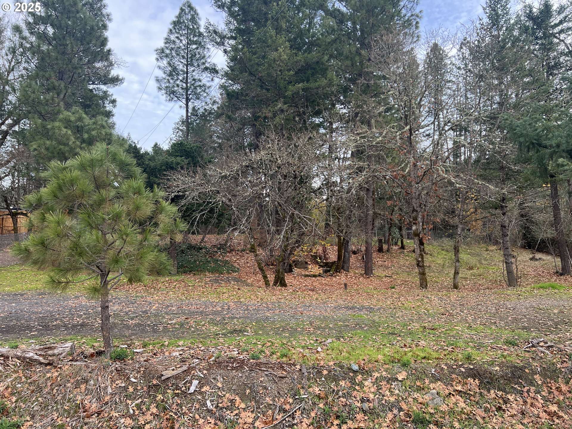 Kerby, OR 97531,23833 REDWOOD HWY