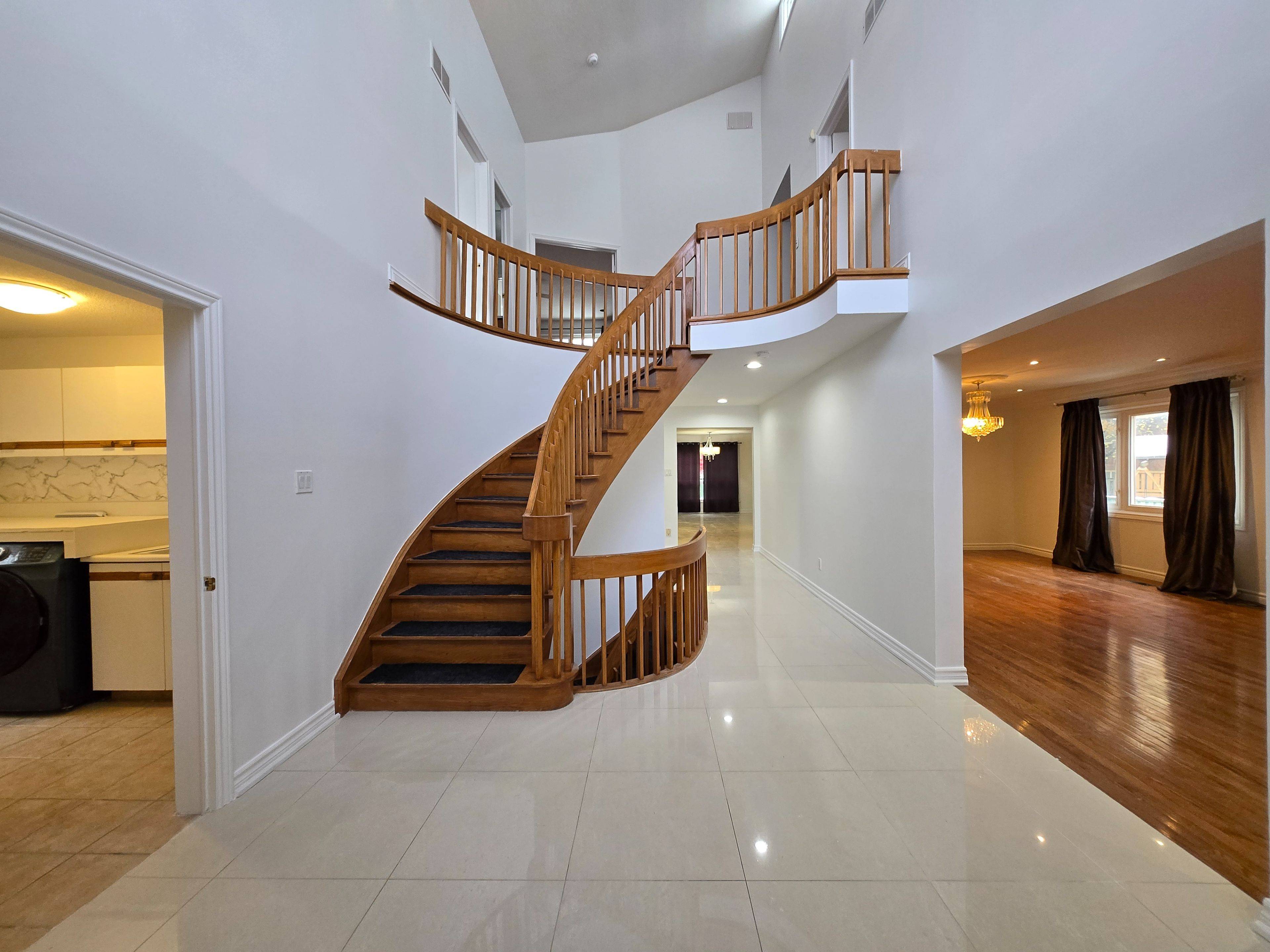 Markham, ON L3T 7H4,9 Hashbury PL