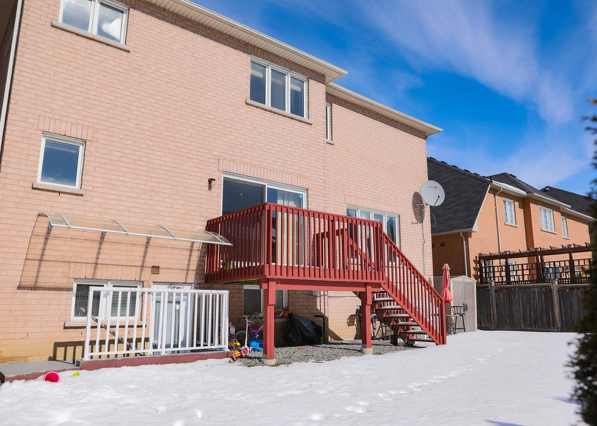 Richmond Hill, ON L4E 0E6,7 Tarmack AVE #Lower