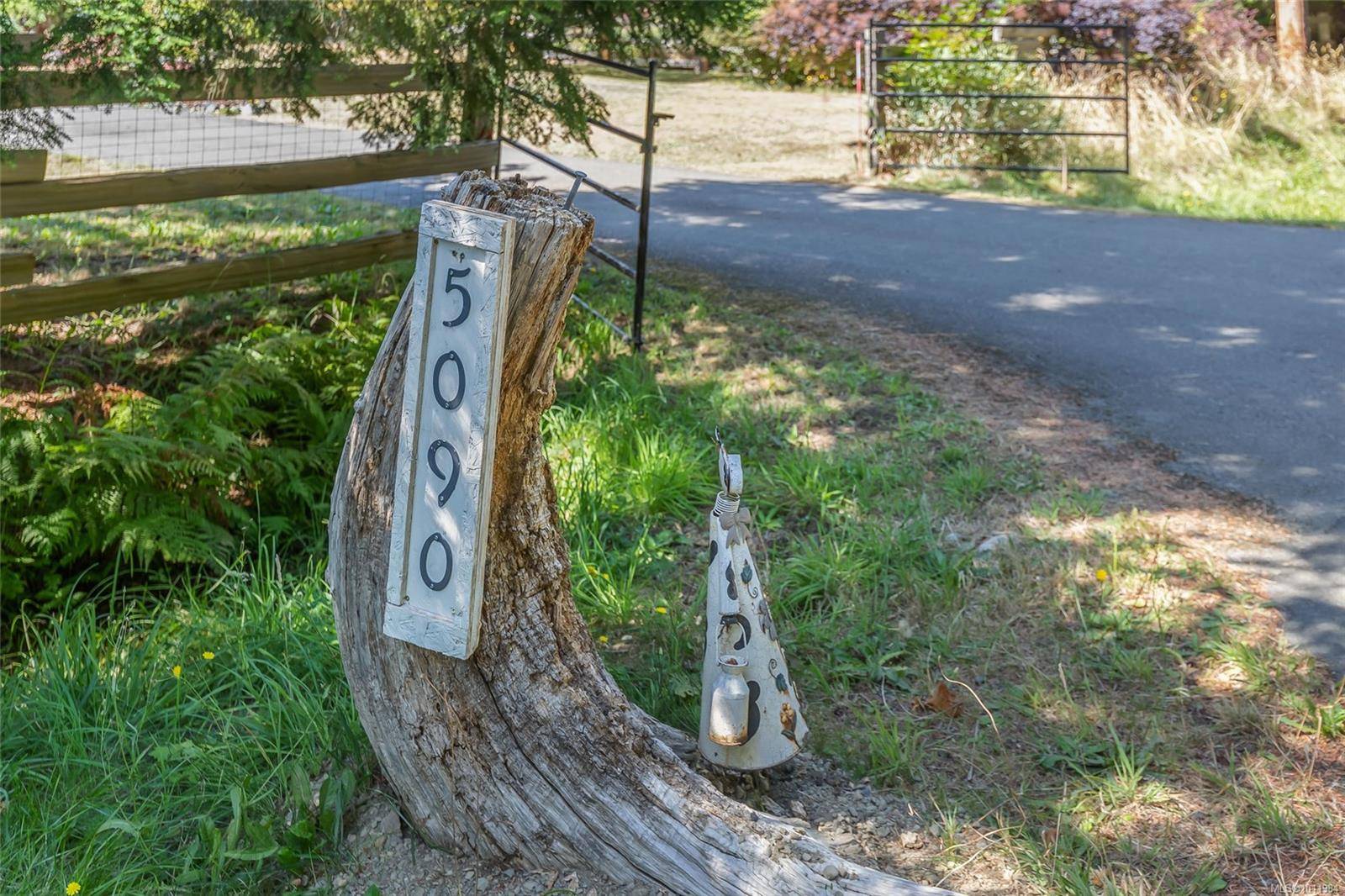 Bowser, BC V0R 1G0,5090 Gainsberg Rd