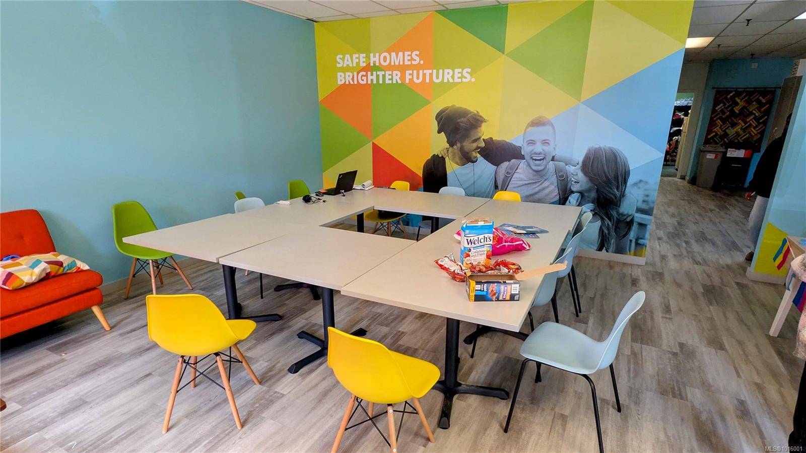 Victoria, BC V8S 5J3,1524 Fort St