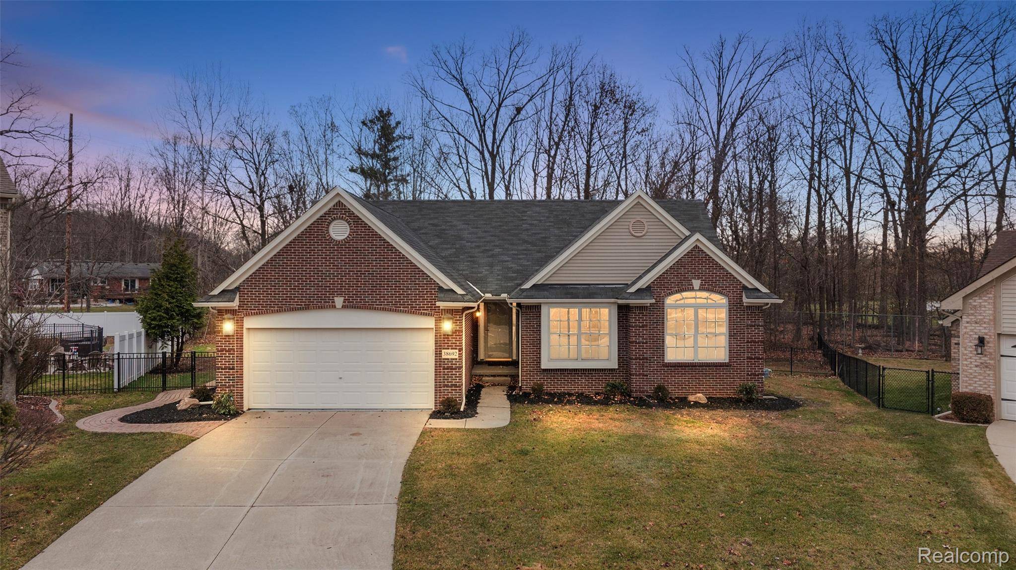 Westland, MI 48186,38692 Watson CIR