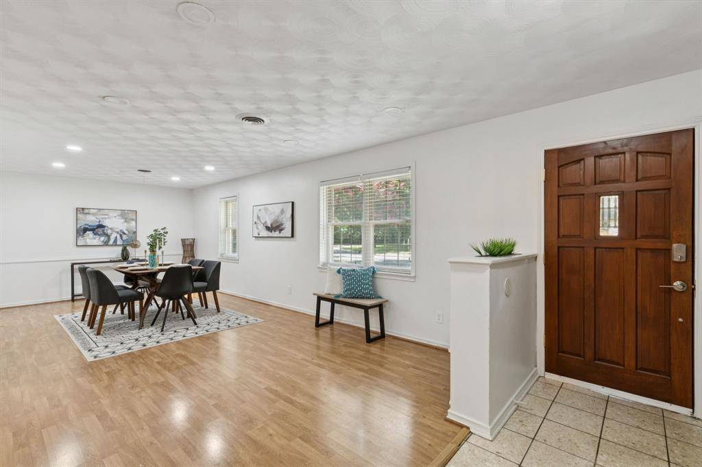 Dallas, TX 75218,10816 Colbert Way