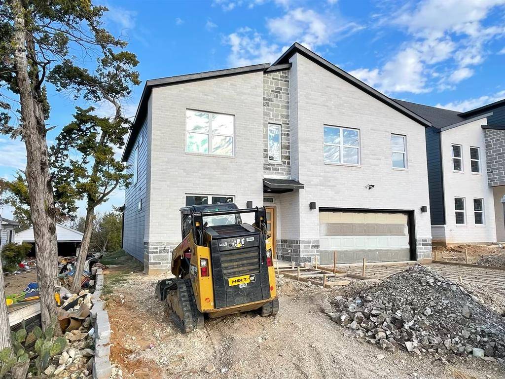 Dallas, TX 75203,1326 Diceman Avenue