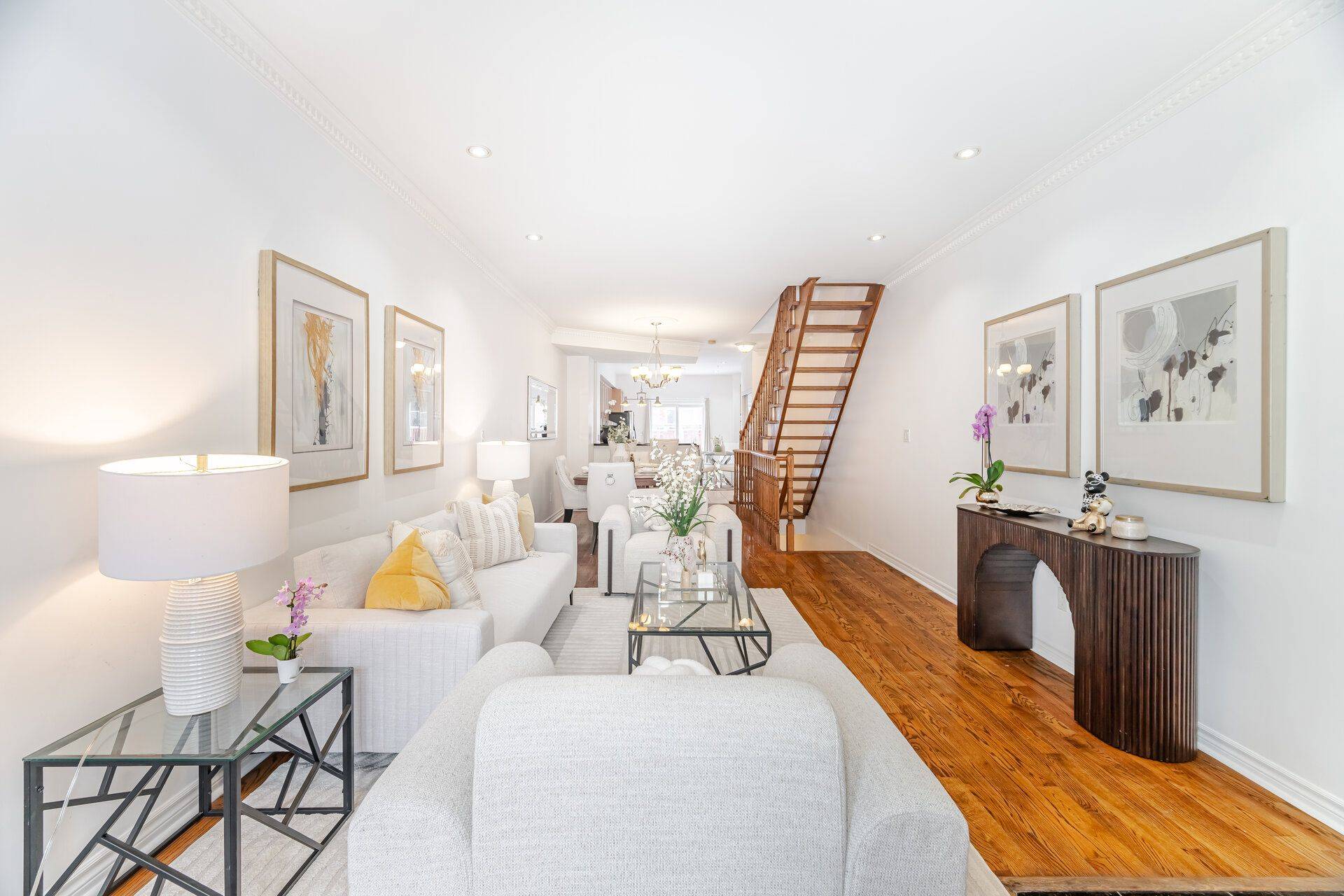 Toronto C13, ON M3C 4C1,232 David Dunlap CIR