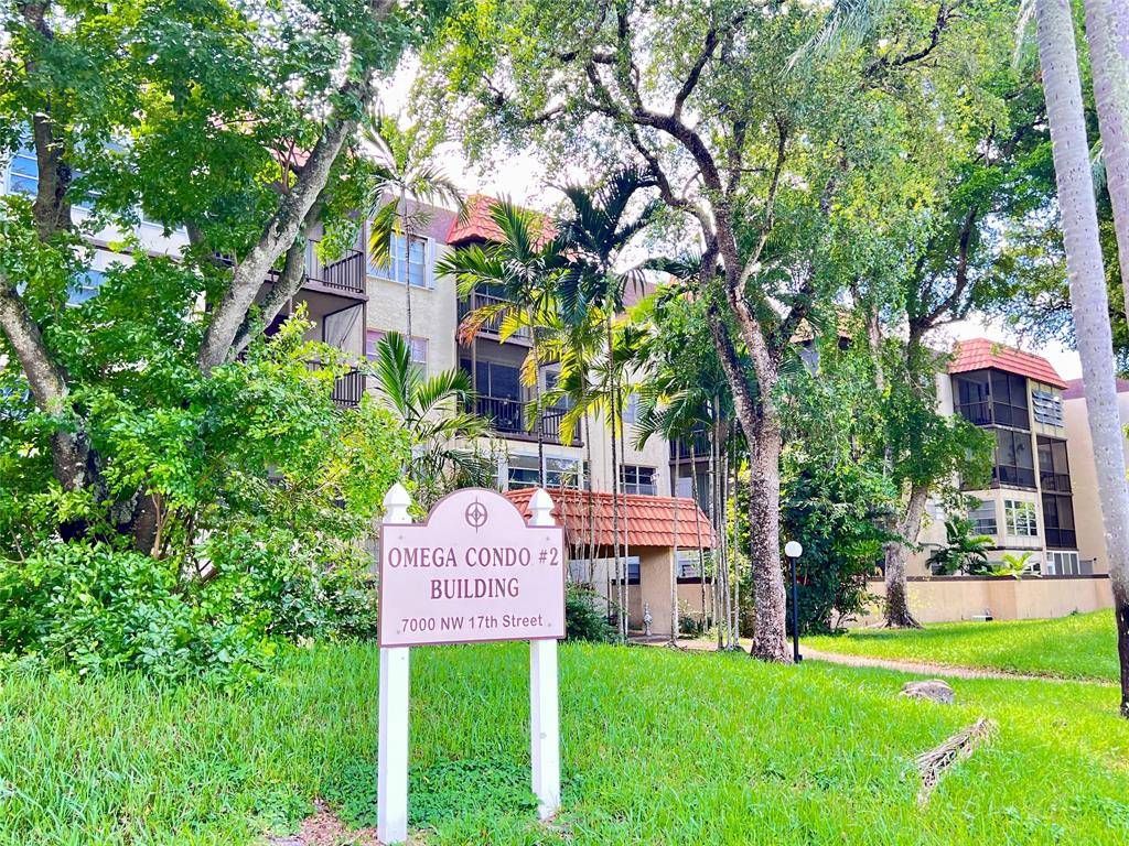 Plantation, FL 33313,7000 NW 17th St #109