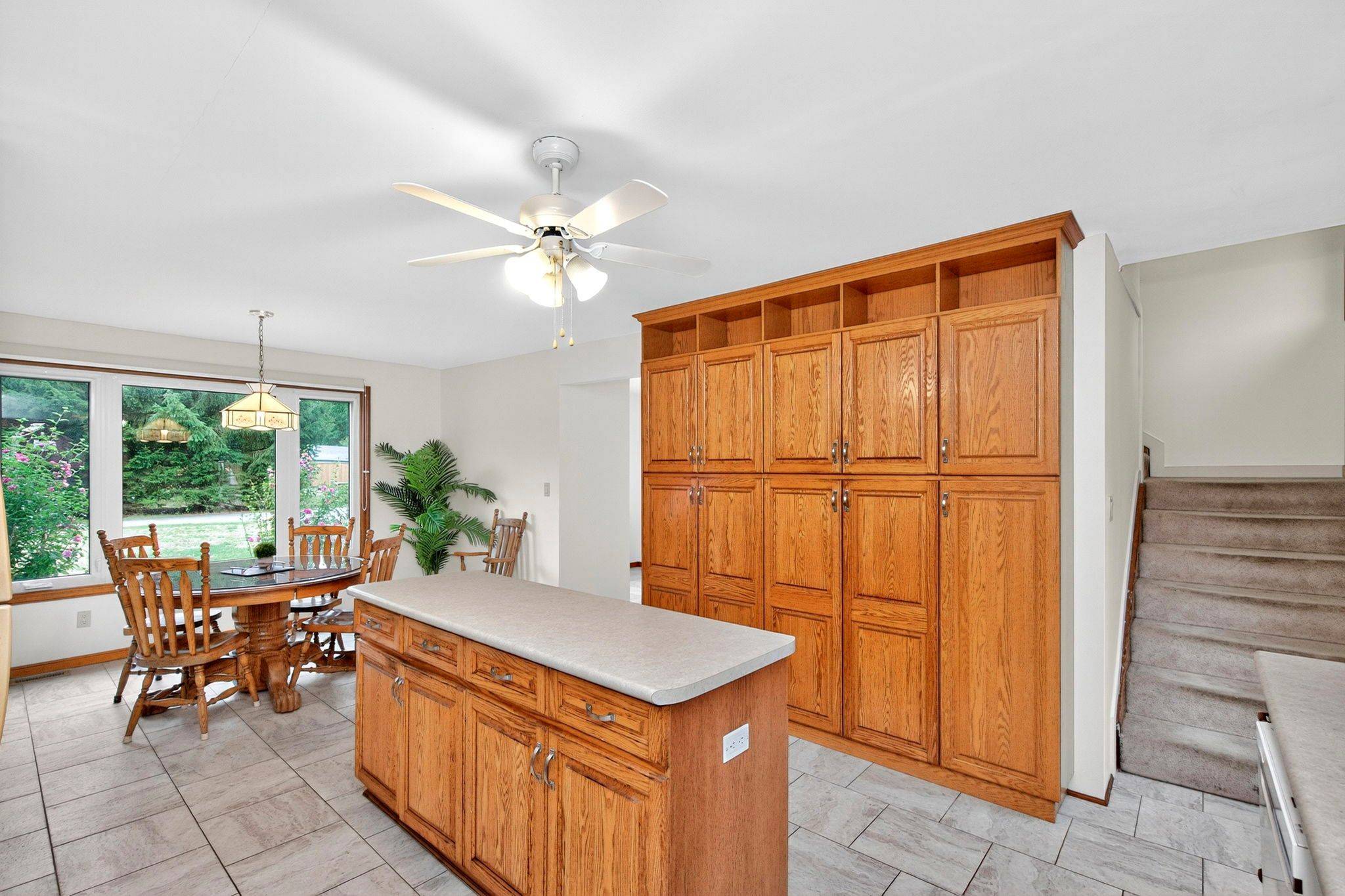 Tiny, ON L0L 2T0,924 6 County RD S