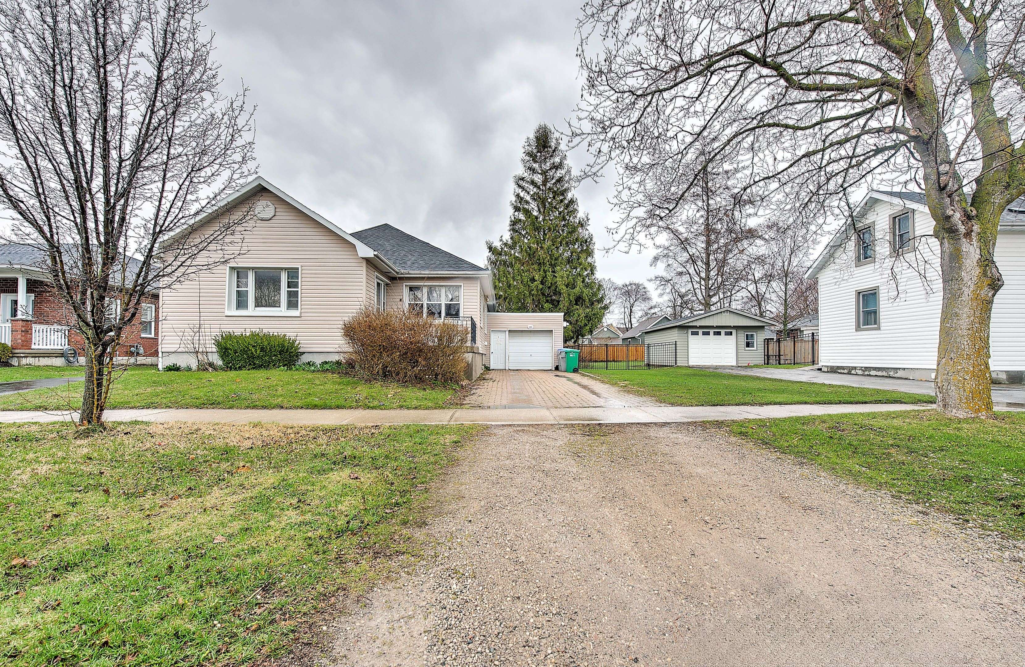 Goderich, ON N7A 3L9,161 South ST S