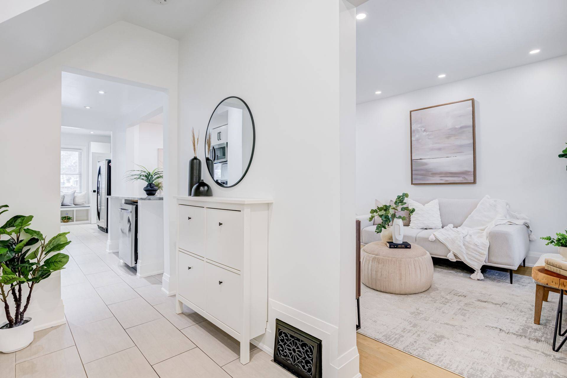 Hamilton, ON L8V 2W6,18 East 23rd ST