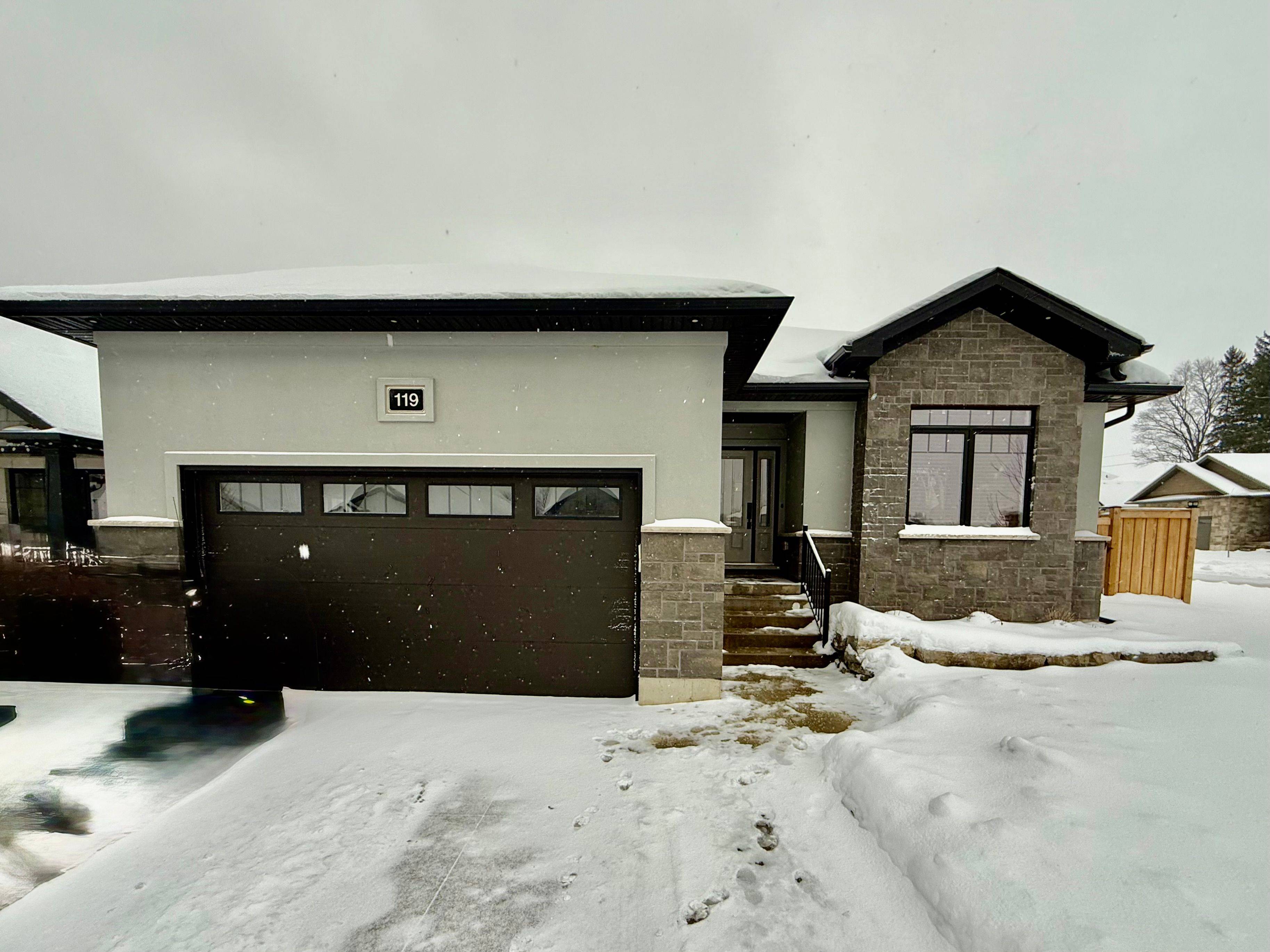 Brockton, ON N0G 2V0,119 Third ST