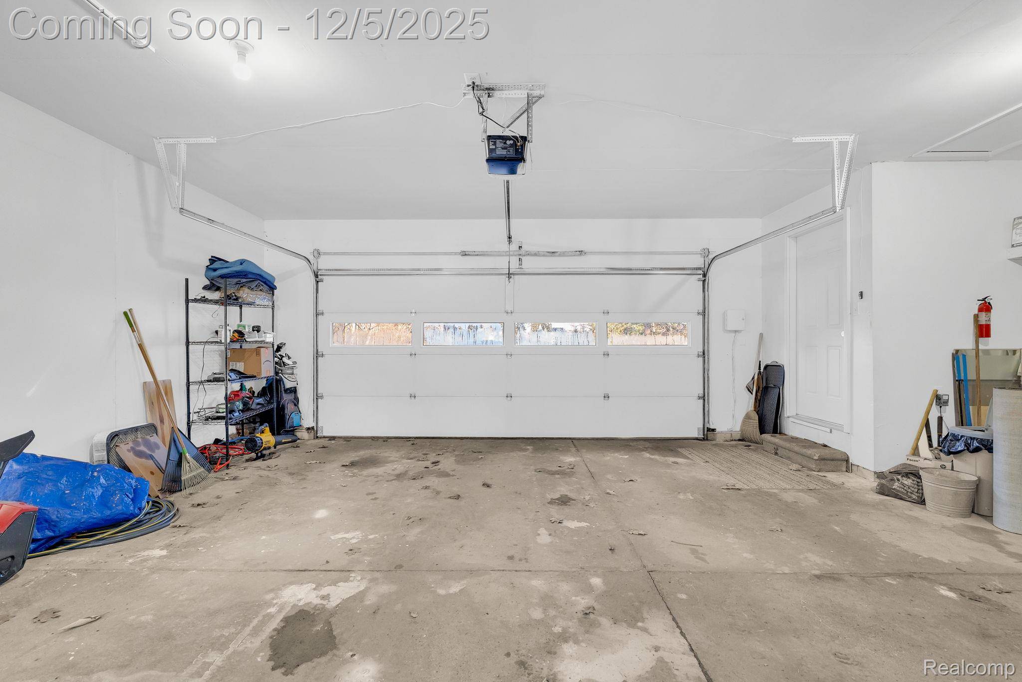 Fort Gratiot, MI 48059,5569 Lakeshore RD