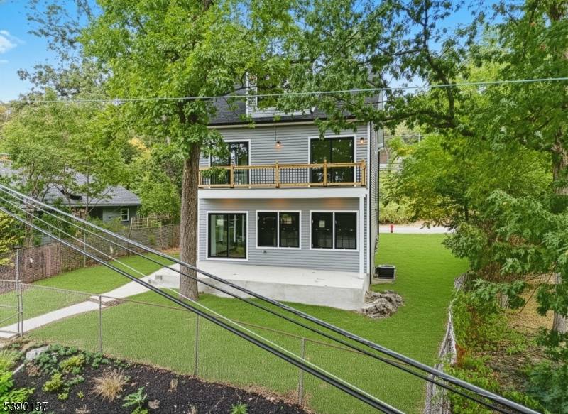 Jefferson Twp., NJ 07849,32 Alpine Dr